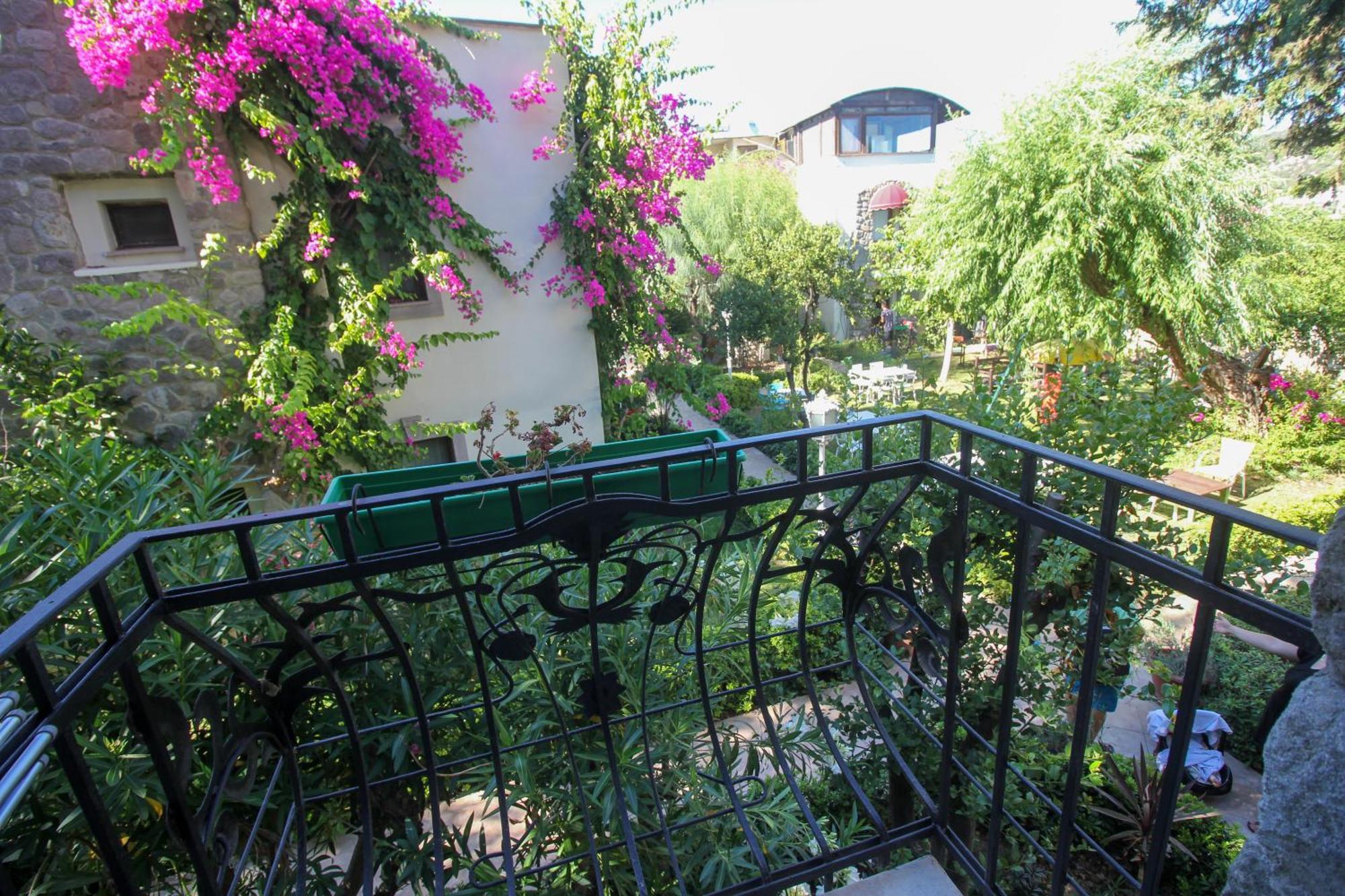 Bella Garden Hotel Bodrum Buitenkant foto